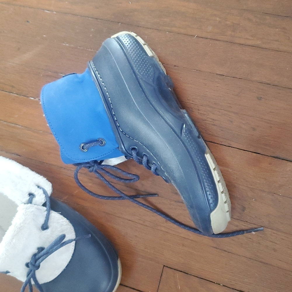 Navy Convertible Crocs - Picture 3 of 5